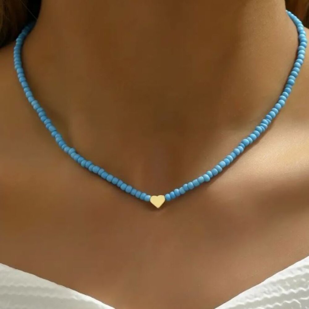 NEW Elzie Y2K Beachy Blue Seed Bead Gold Heart Clavicle Necklace